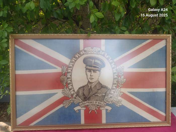 Framed british flag of Edward VIII