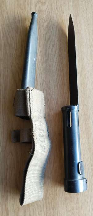 SANDF Old R1 Rifle Bayonet With Scabbard. No. 202593