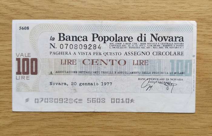 Italy 1977 Old 100 Lira Bank Note.