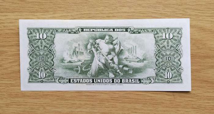 Brazil Excellent condition 10 Cruzados Bank Note.