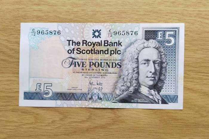 Royal Bank of Scotland 2010 Old Five Pounds Bank Note. Good Condition.