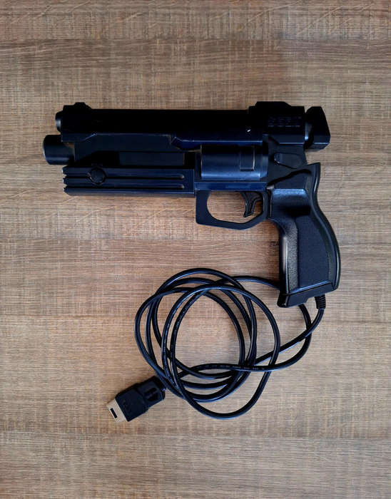 House of the Dead + Light Gun Bundle - Sega Saturn