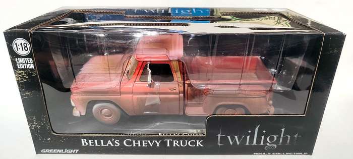 *NEW* 1/18 Greenlight Adult Collectible - "Twilight" Bella's Chevy Truck Limited Edition