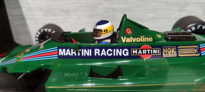 **NEW/F1 SET** 1/18 MCG Lotus-Ford 79 #1 Andretti/#2 Reutermann Argentina GP 1979 (MCG18620F/18621F)