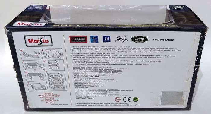 Rare 1/18 Maisto Premiere Edition Audi R8 Red/Silver Model