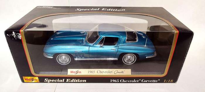 **Pre-Loved/Mint/Boxed** 1/18 Maisto SE Chevrolet Corvette 1965 Metallic Blue (31640)