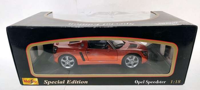 **BOXED/MINT MODEL** 1/18 Maisto SE Opel Speedster Metallic Orange (31615)