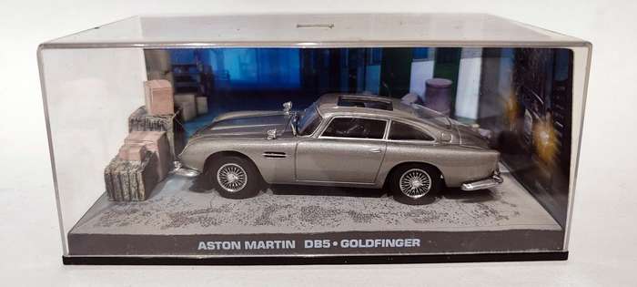 **PRE-LOVED**007 James Bond Collection** 1/43 (UH) Aston Martin DB5 Goldfinger version 1