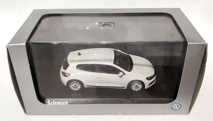 **MINT** 1/43 Dealer Edition Volkswagen Scirocco 2.0 tsi 2009 White (Norev)