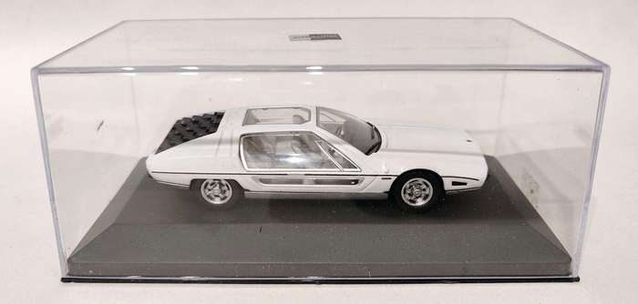 **MINT** 1/43 WhiteBox Lamborghini Marzal White (WB066 - 194613) LE 1,000