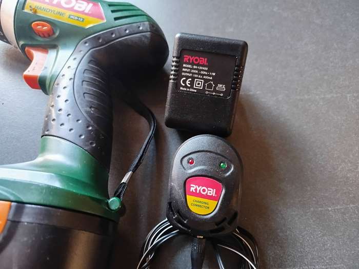 Ryobi 12V Cordless Driver Drill (HCD-12) - Battery & Charger Included