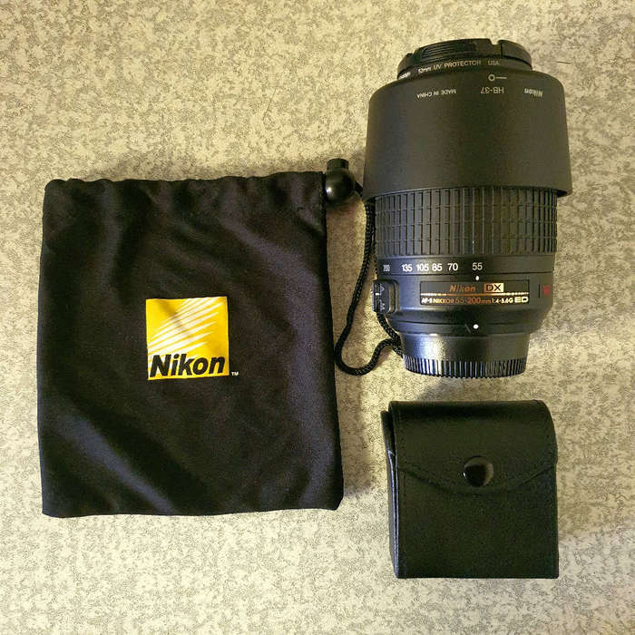 Nikon D7100 kit  + Vanguard bag