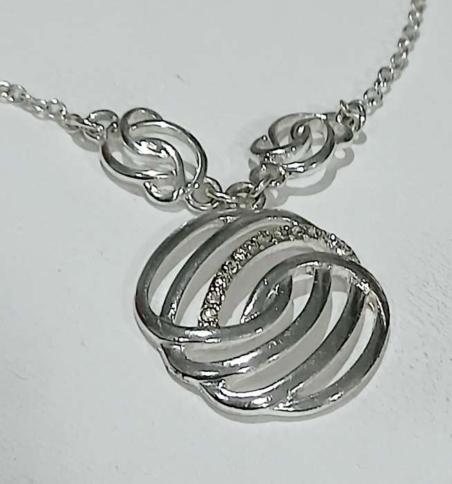 Vintage Signed AVON Art Nouveau Style Silvertone & Crystal Pendant Necklace