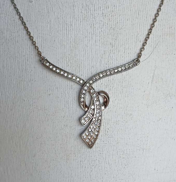 Elegant Vintage Art Deco Style Pave Set Pendant Necklace