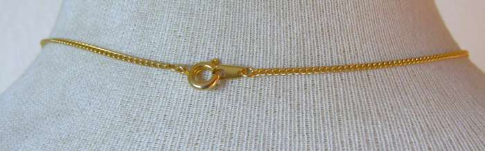 Vintage 22ct Gold-Plated Red Rose Jewellery Set | Pendant Necklace & Clip-On Earrings | In Box