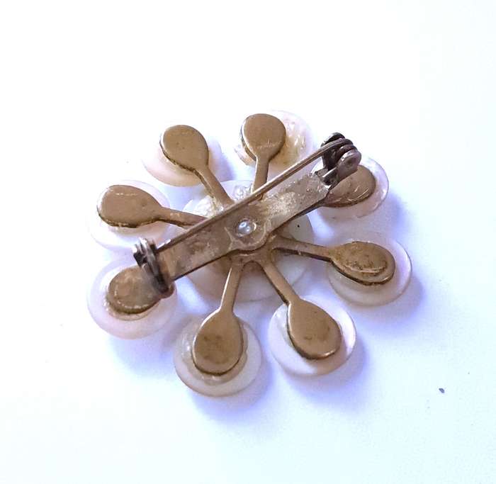 Vintage Natural Mother of Pearl and Brass Brooch Pin