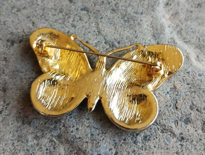 Elegant Vintage Gold-Tone Butterfly Brooch with Blue & Green Enamel