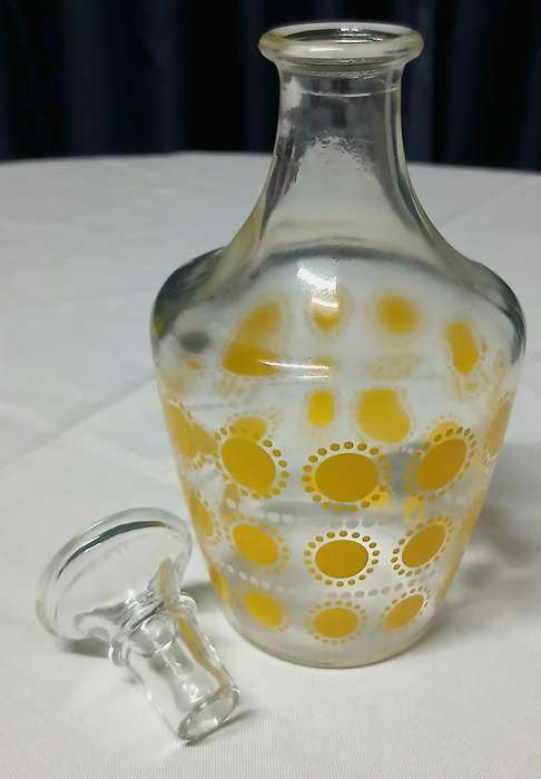 Vintage Retro French Glass Carafe | 1970s Yellow Sunburst Design with Stopper | Pop Art Barware