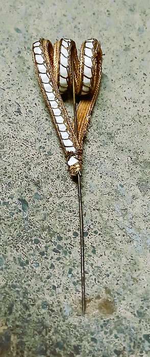 Antique Golden Mesh & Mother-of-Pearl Hat Pin | Hand-Stitched Detail | Rare Collectible c1900s
