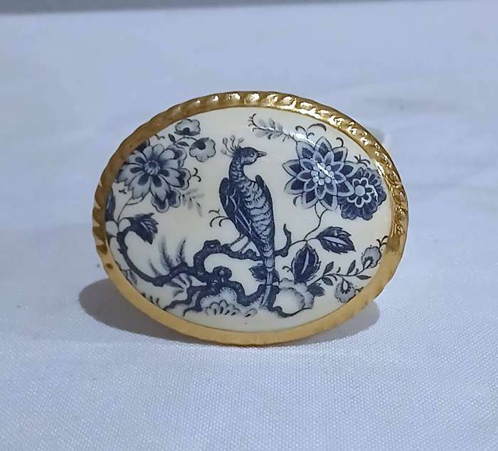 Aynsley Fine Bone China Trinket Box | Chinoiserie Peacock / Phoenix Motif with Gilded Mount