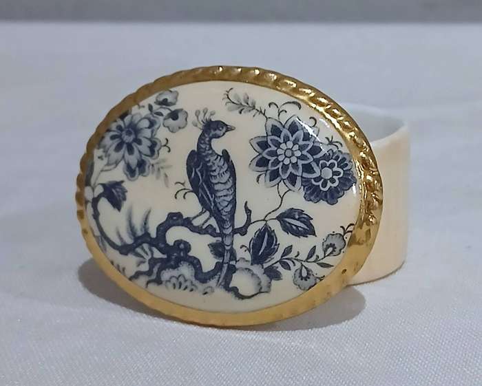 Aynsley Fine Bone China Trinket Box | Chinoiserie Peacock / Phoenix Motif with Gilded Mount