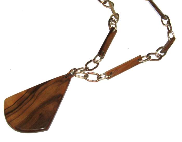 Vintage Two-Tone Metal Link and Wooden Beaded Pendant Necklace