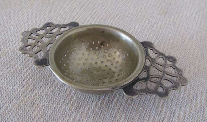Vintage Art Nouveau Style Silver Plated Tea Strainer with Stand - EPNS, Made in England
