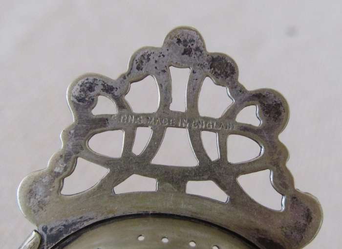 Vintage Art Nouveau Style Silver Plated Tea Strainer with Stand - EPNS, Made in England