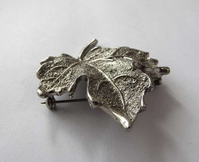 Vintage Silver Tone Maple Leaf Brooch Pin by Hollywood