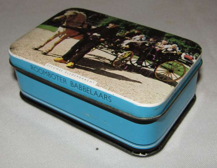 Small Vintage LJ Jooste, Middelburg Holland Roomboter Babbelaar 135g Tin