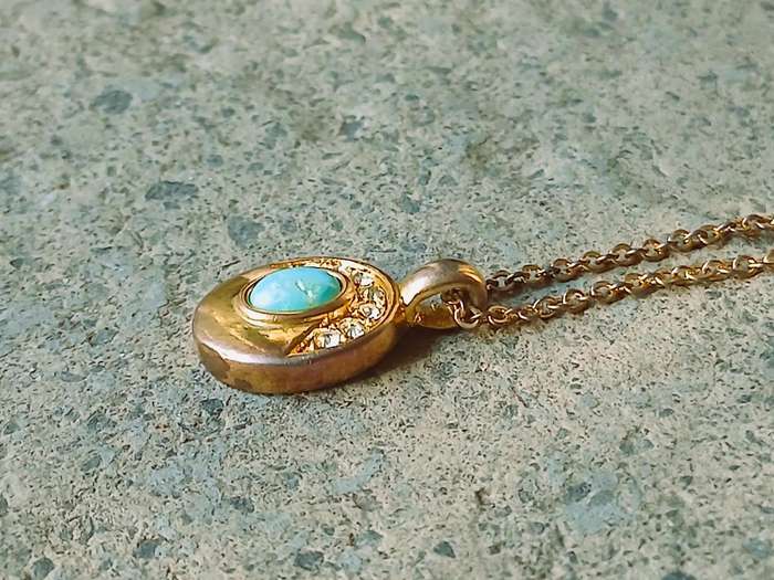 Vintage Gold Tone Pendant Necklace | Oval Drop with Turquoise & Clear Stones