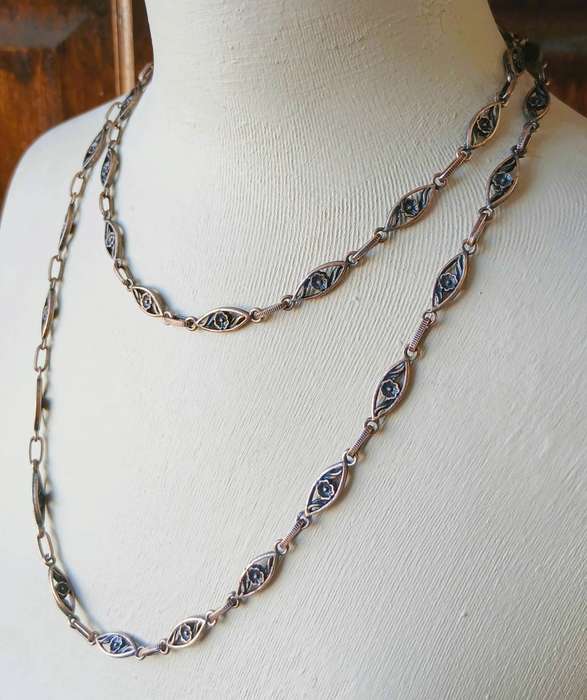 Victorian Revival Copper-Tone Filigree Link Chain Necklace | Forget-Me-Not Motif