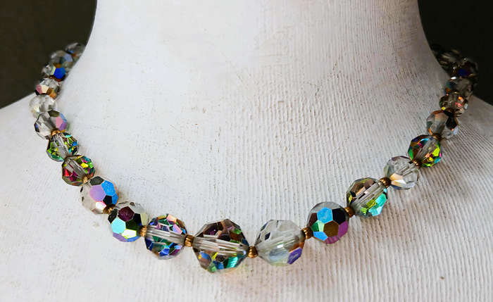Vintage 1940s Aurora Borealis Crystal Necklace | Faceted Graduated Beads on Brass Links