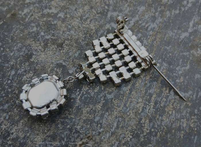 Vintage 1950s Silvertone Rhinestone Brooch | Amethyst & Clear Stone Design