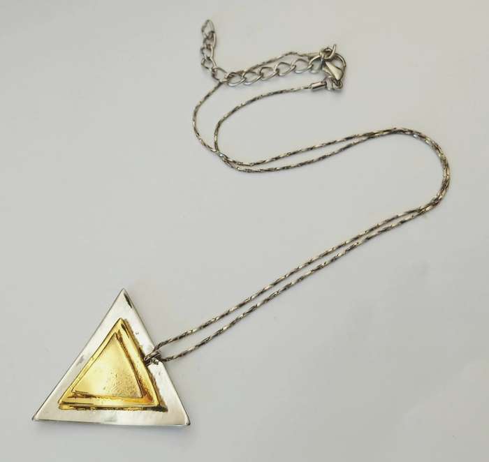 Vintage 1970s Two-Tone Pendant Necklace | Geometric Triangle Design
