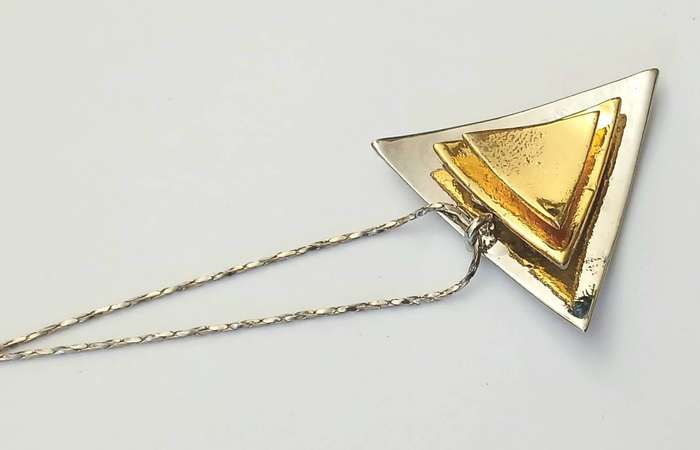 Vintage 1970s Two-Tone Pendant Necklace | Geometric Triangle Design