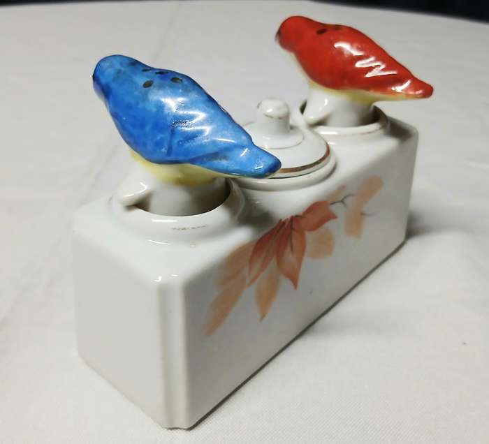Vintage Bird Nodder Cruet Set | Hand Painted PAT TK & King's Way Mark | Red & Blue Porcelain Shakers