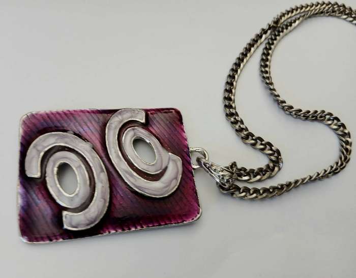 Vintage Boho Silver-tone Enamel Pendant Necklace | Retro Purple Statement Piece