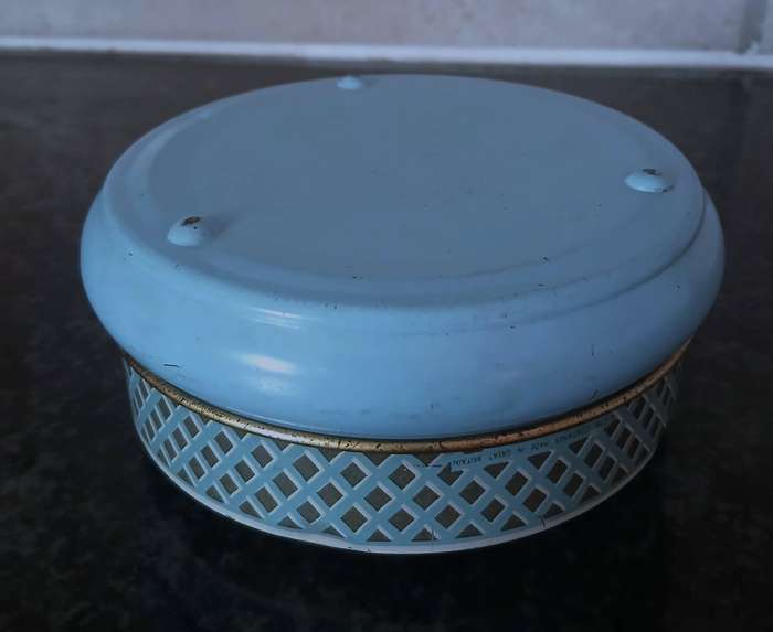 Vintage Embossed Floral Tin | Made in Great Britain | Vanity or Sweet Tin