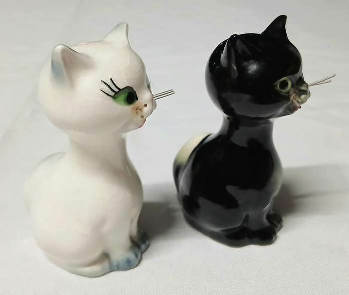 Vintage Goebel West Germany Cat Salt & Pepper Shakers | Black & White Cats in Basket