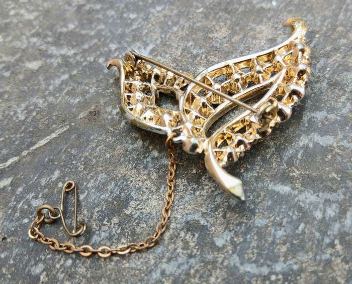 Vintage Gold Tone Aurora Borealis Brooch | Mid-Century Leaf Design with Safety Chain