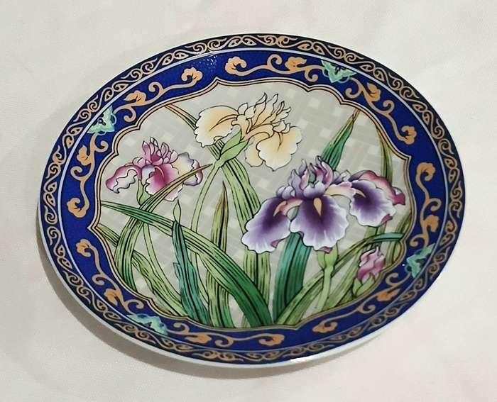 Vintage Japanese Kutani Porcelain Pin Dish | Hand-Decorated Iris Design