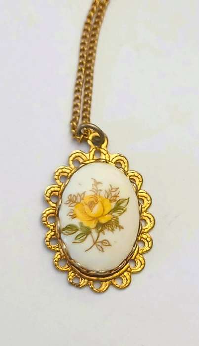 Vintage Limoges Porcelain Pendant Necklace | Yellow Rose in Gold Tone Frame