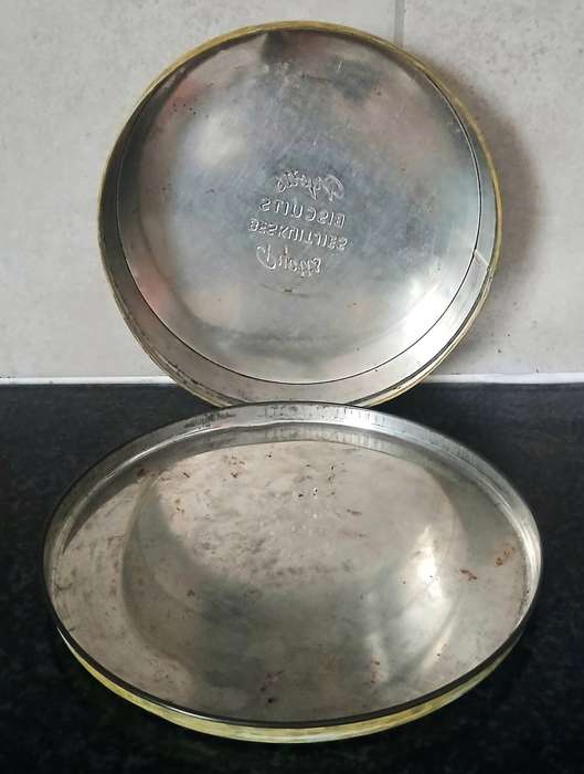 Vintage Mid-Century Tin Biscuit Tin | Boxer Puppies Design