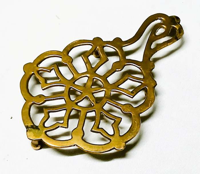Vintage Ornate Brass Trivet | Footed Hot Plate Stand with Floral Scrollwork | Vintage Kitchen Decor