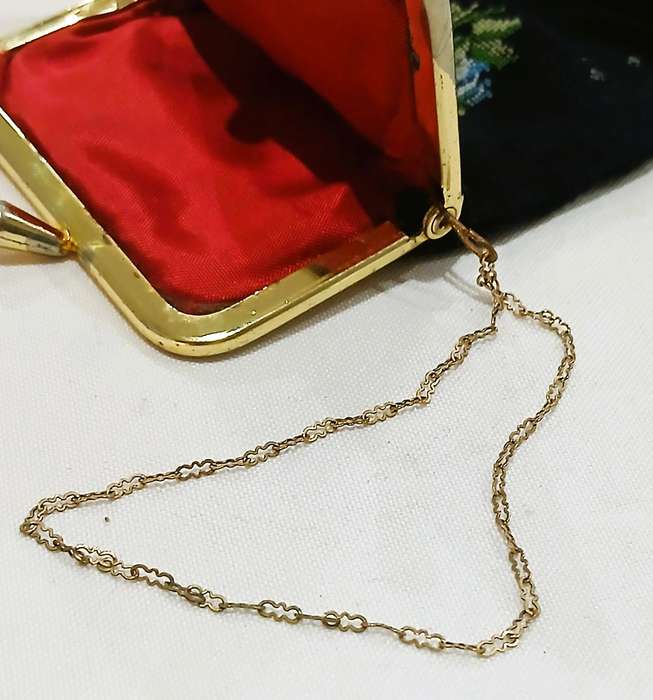 Vintage Petit Point Coin Purse | Floral Embroidery with Wrist Chain