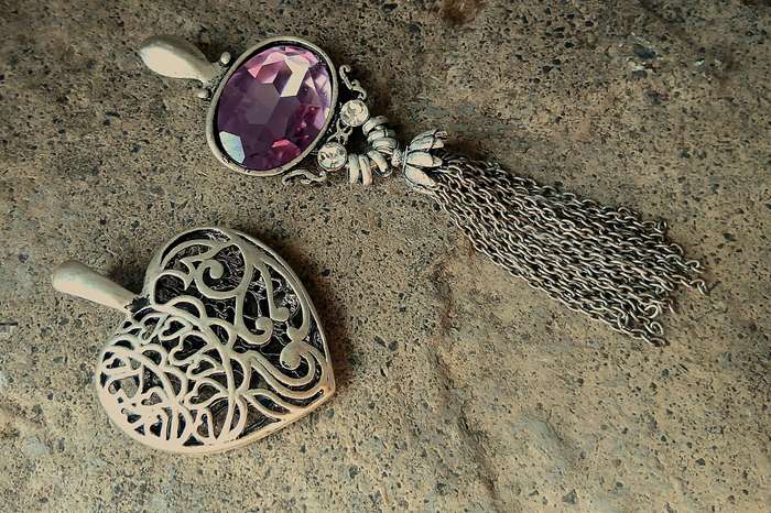 Vintage Silver-Tone Pendant Pair | Tassel Drop & Filigree Heart | Bold & Romantic Looks