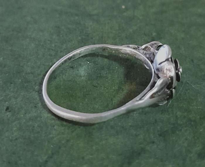 Vintage Sterling Silver Rose Ring | Romantic Floral Design with Leaf Accents