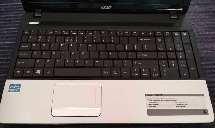 Acer Aspire E1-571 Laptop (not working I ideal for spares)
