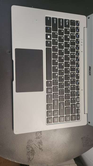 Mecer z140c notebook - dual core n3350, 4gb ram, 60gb hdd - Windows 10